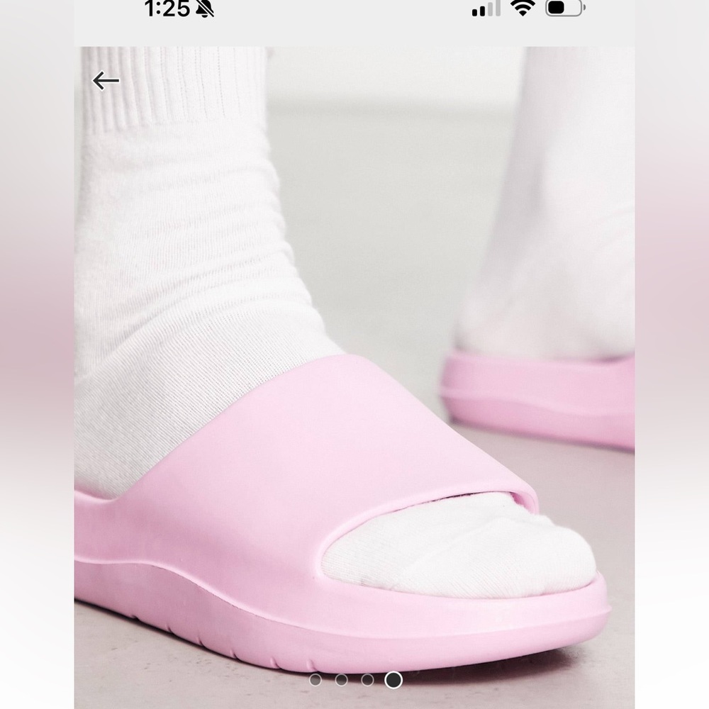 ASOS pink slides - Picture 6 of 6